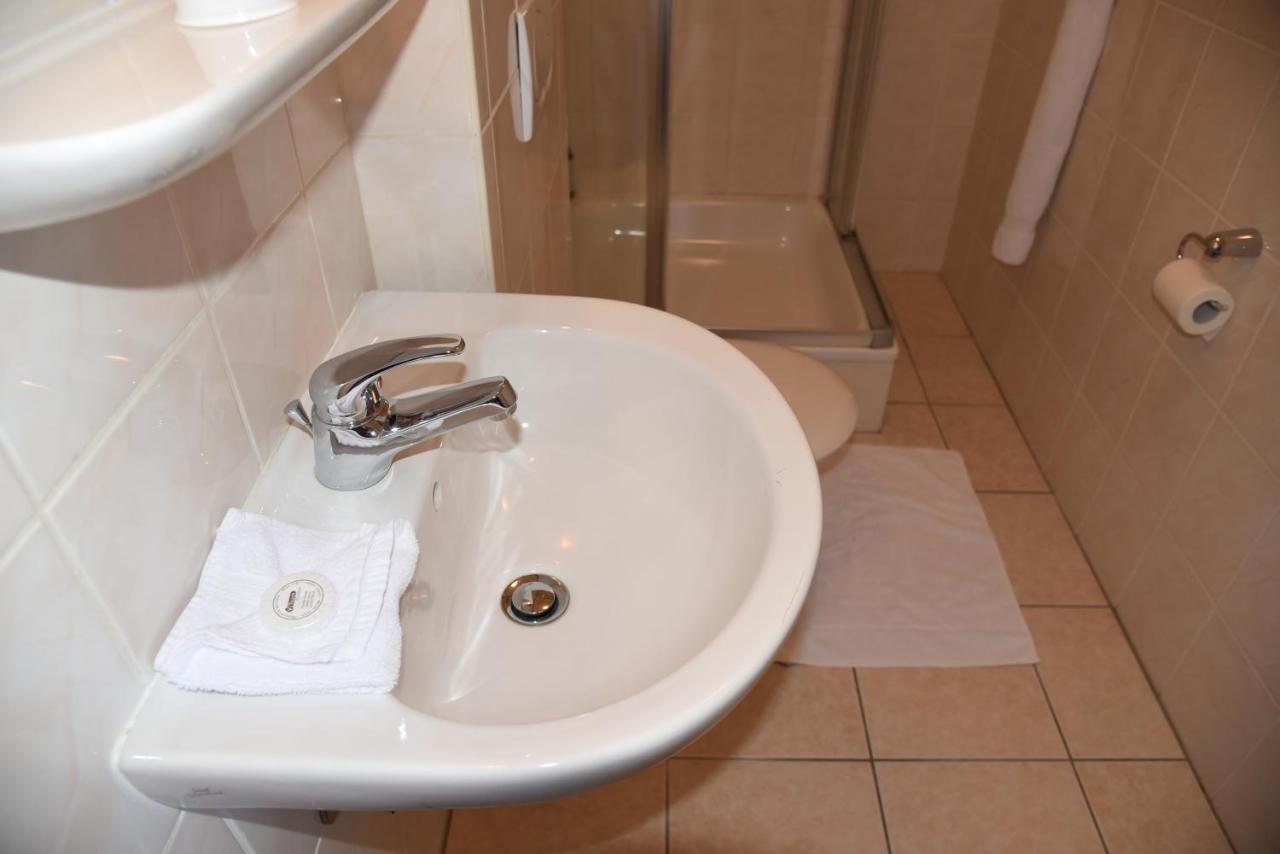 Hotel Schuurman Emlichheim Екстериор снимка